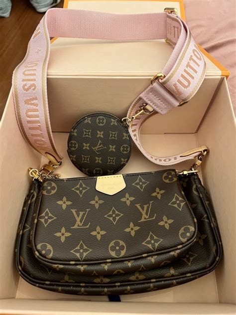 louis vuitton borsa con tracolla rosa|Monogram di Louis Vuitton da donna .